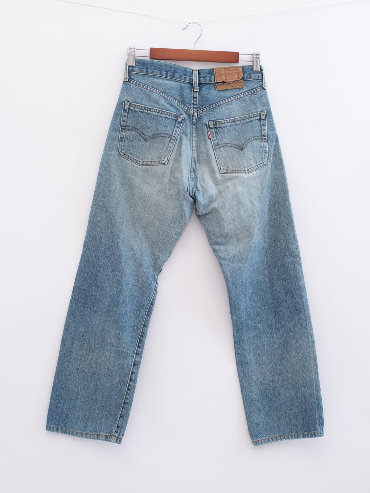 920-4 hung denim, back view