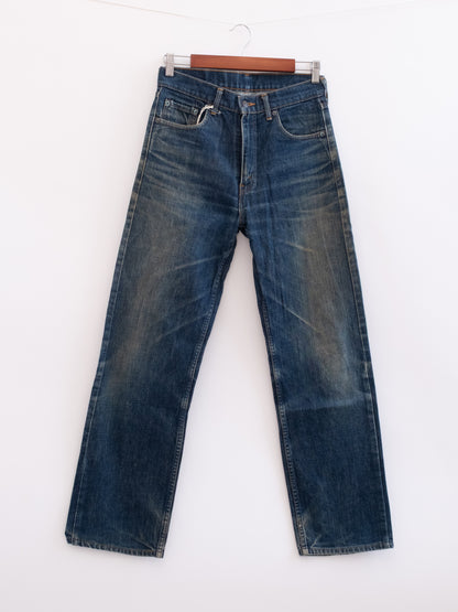 920-11 hung denim, front view