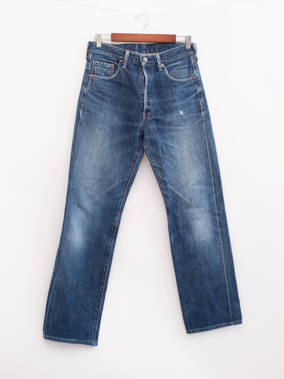 920-17 hung denim, front view