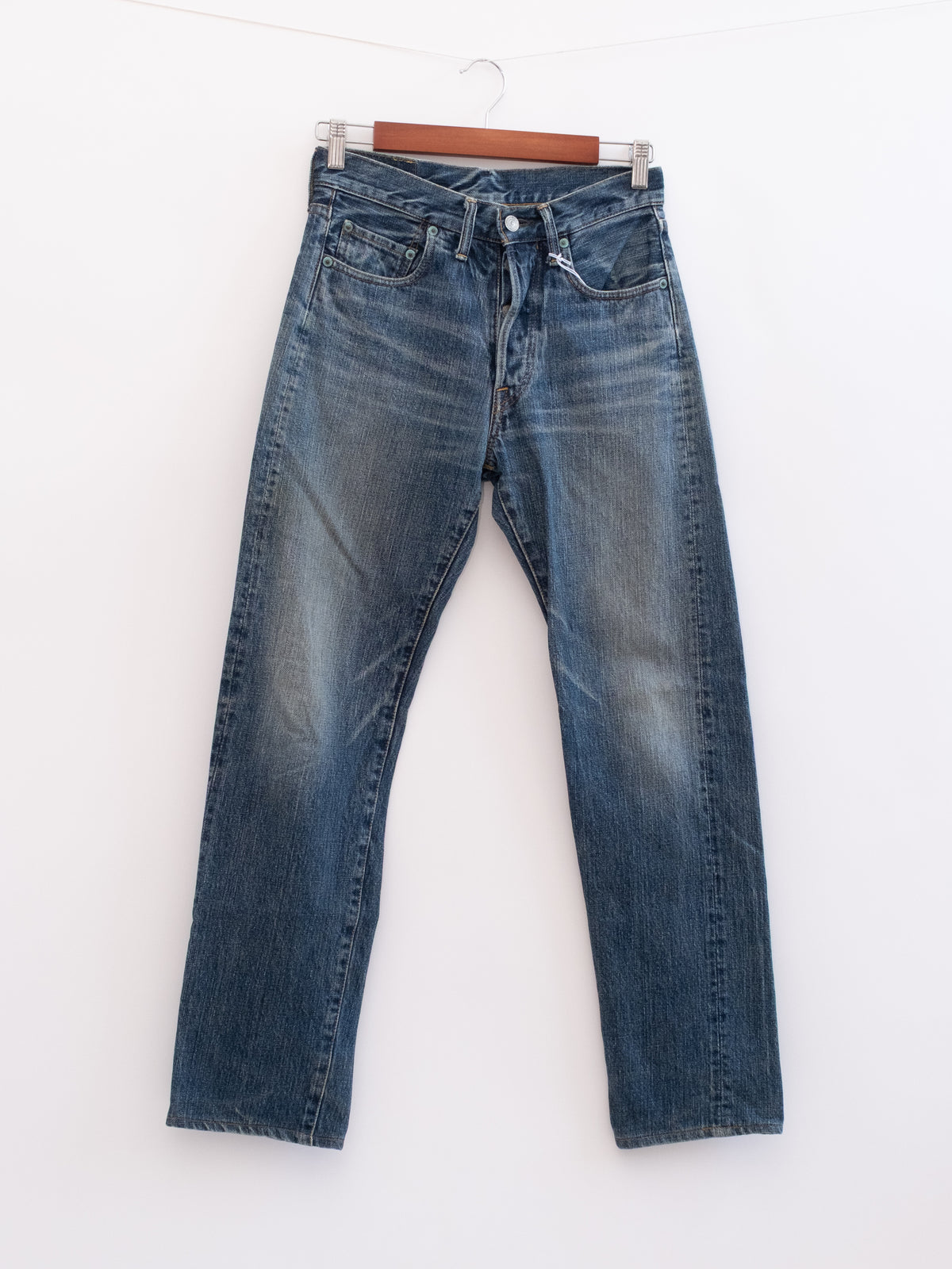 920-29 hung denim, front view