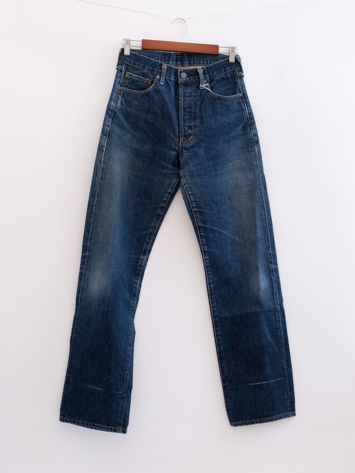 920-31 hung denim, front view