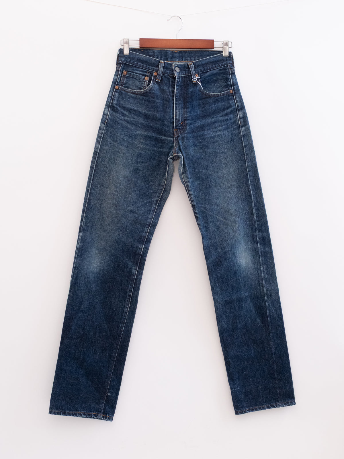 920-32 hung denim, front view