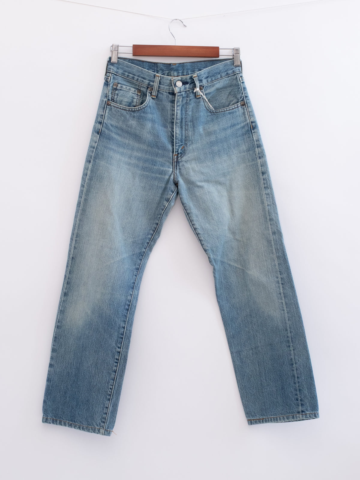 920-4 hung denim, front view