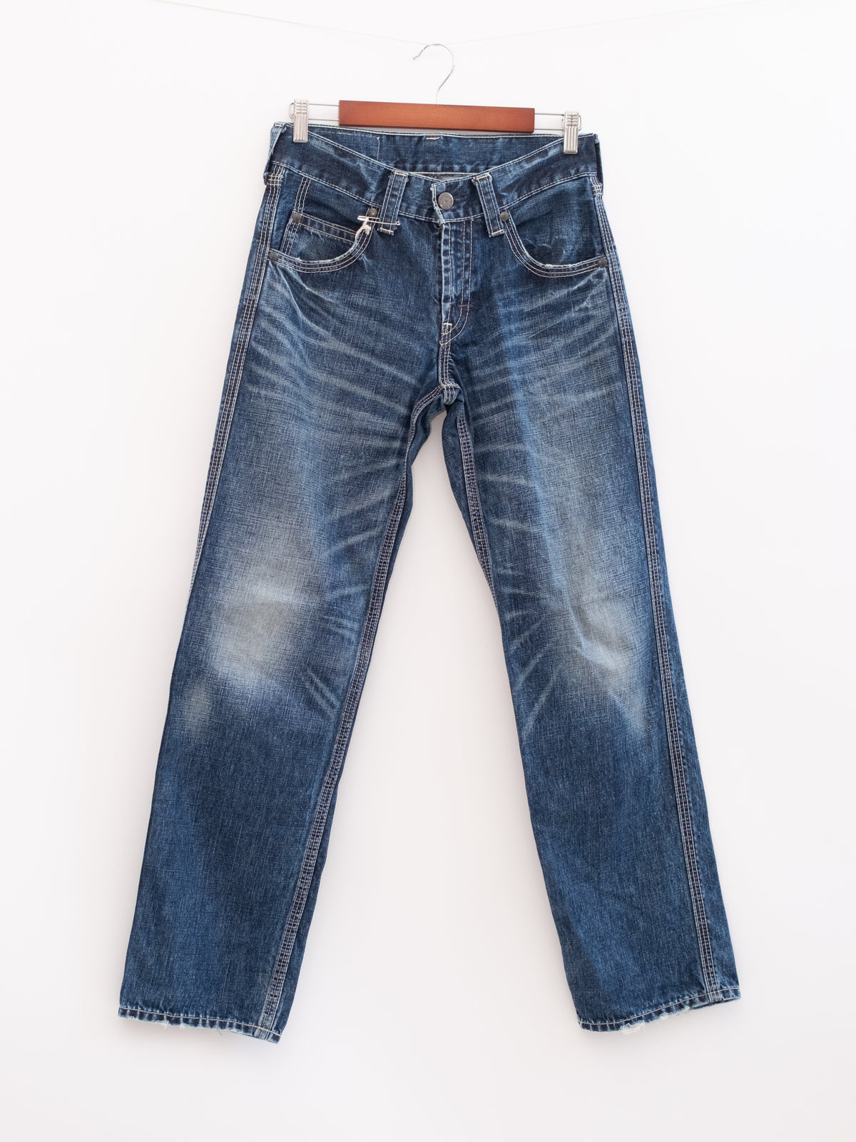 920-8 hung denim, front view
