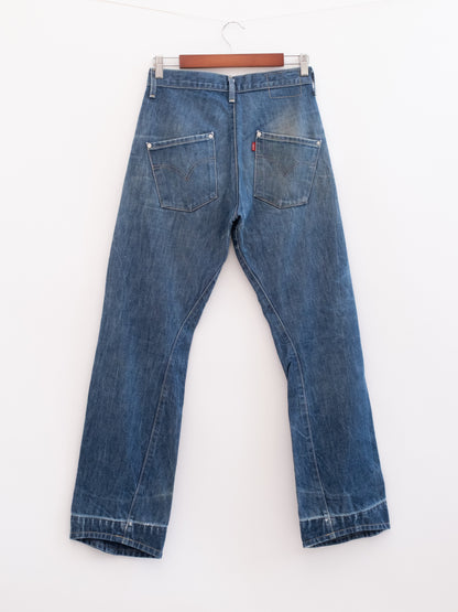 920-9 hung denim, back view