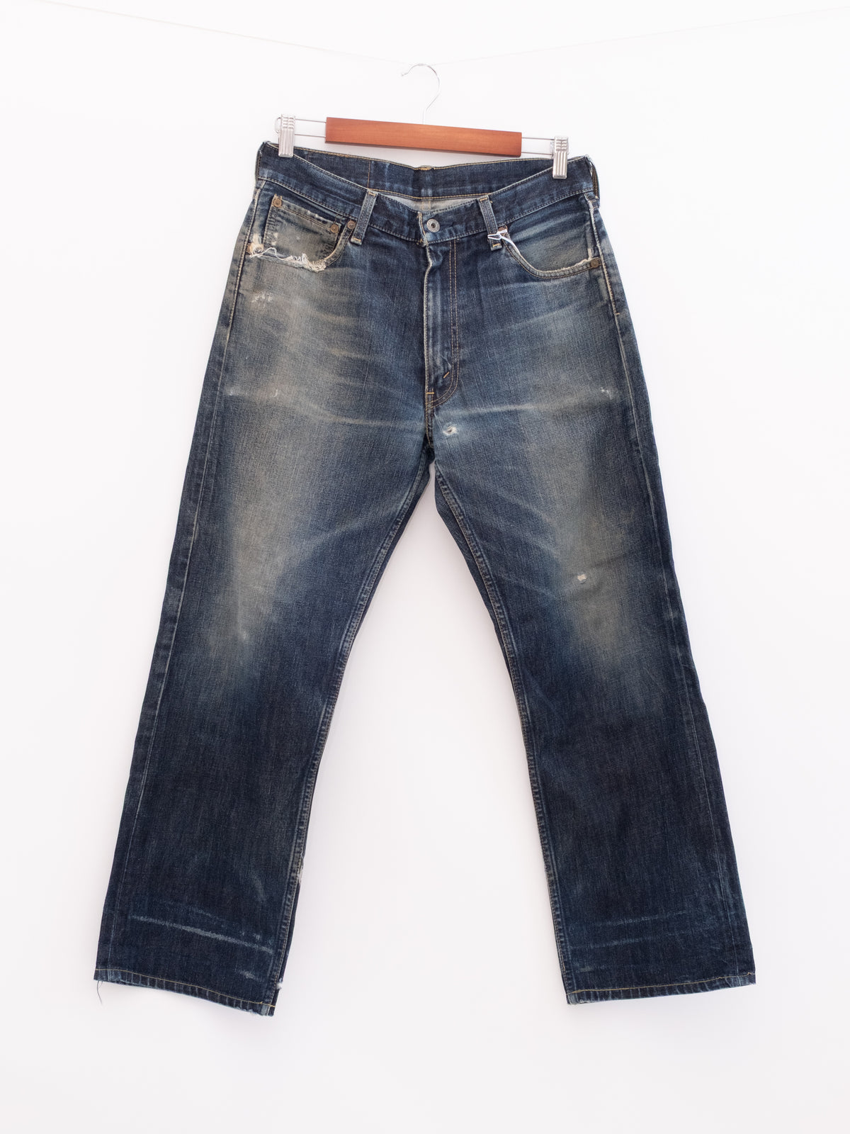 9345277 hung denim, front view