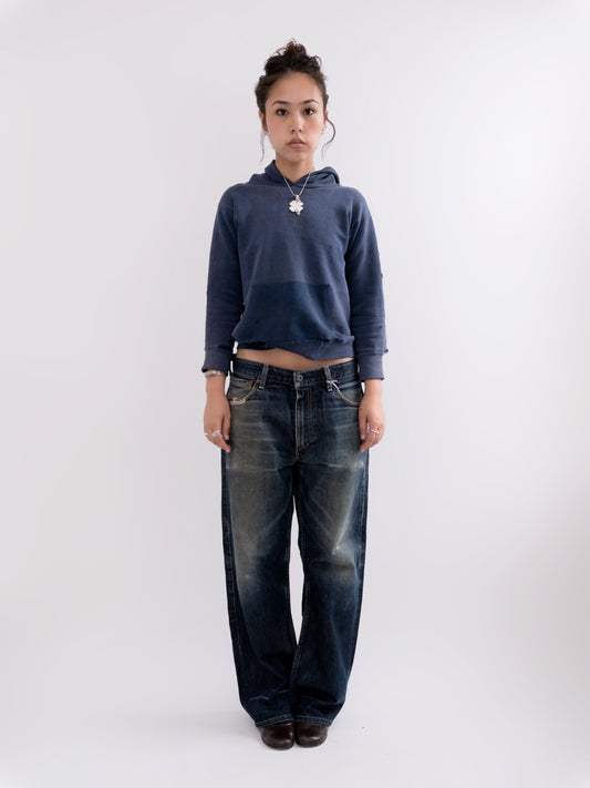 9345277 model photo 1