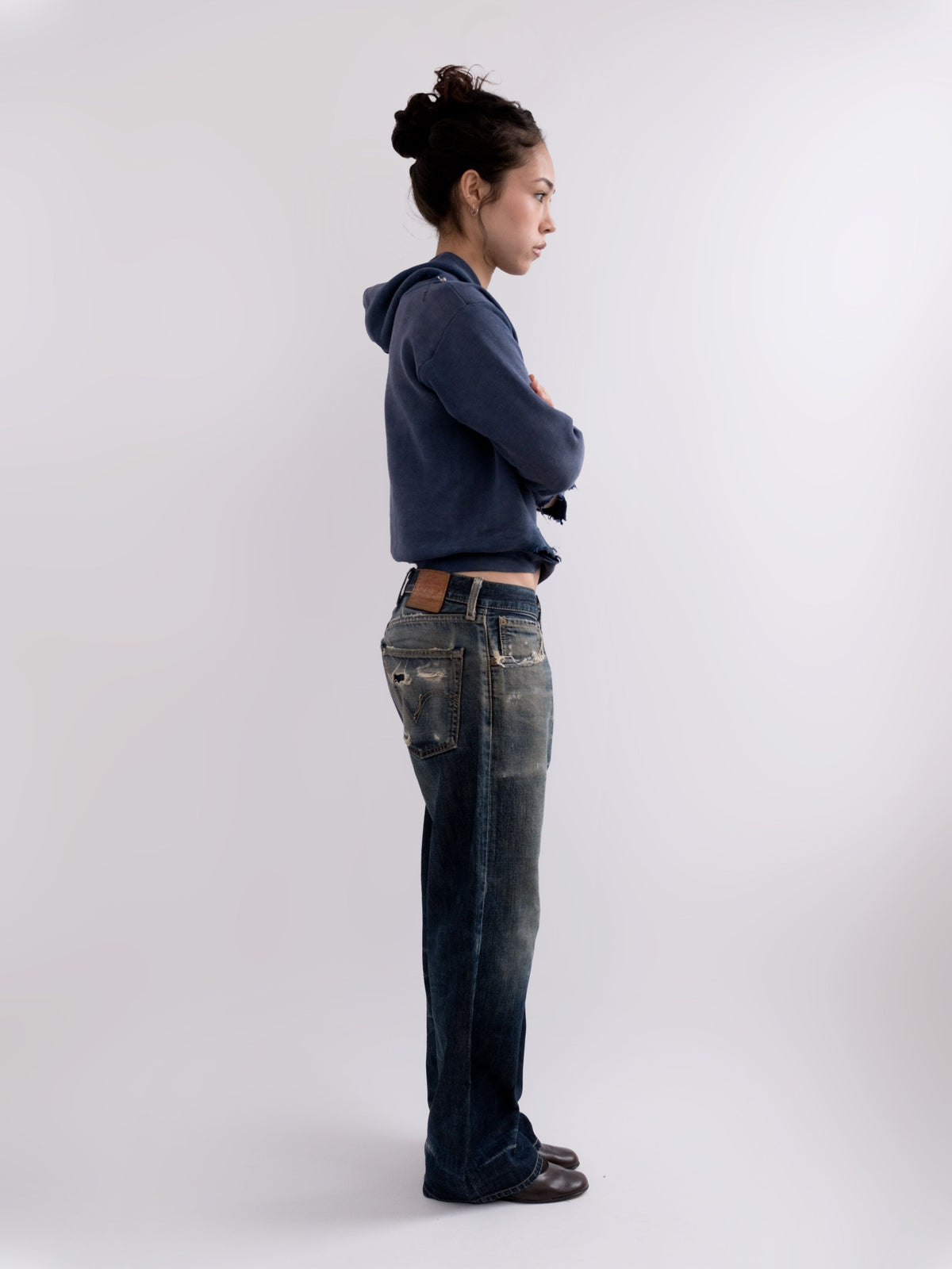 9345277 model photo 3