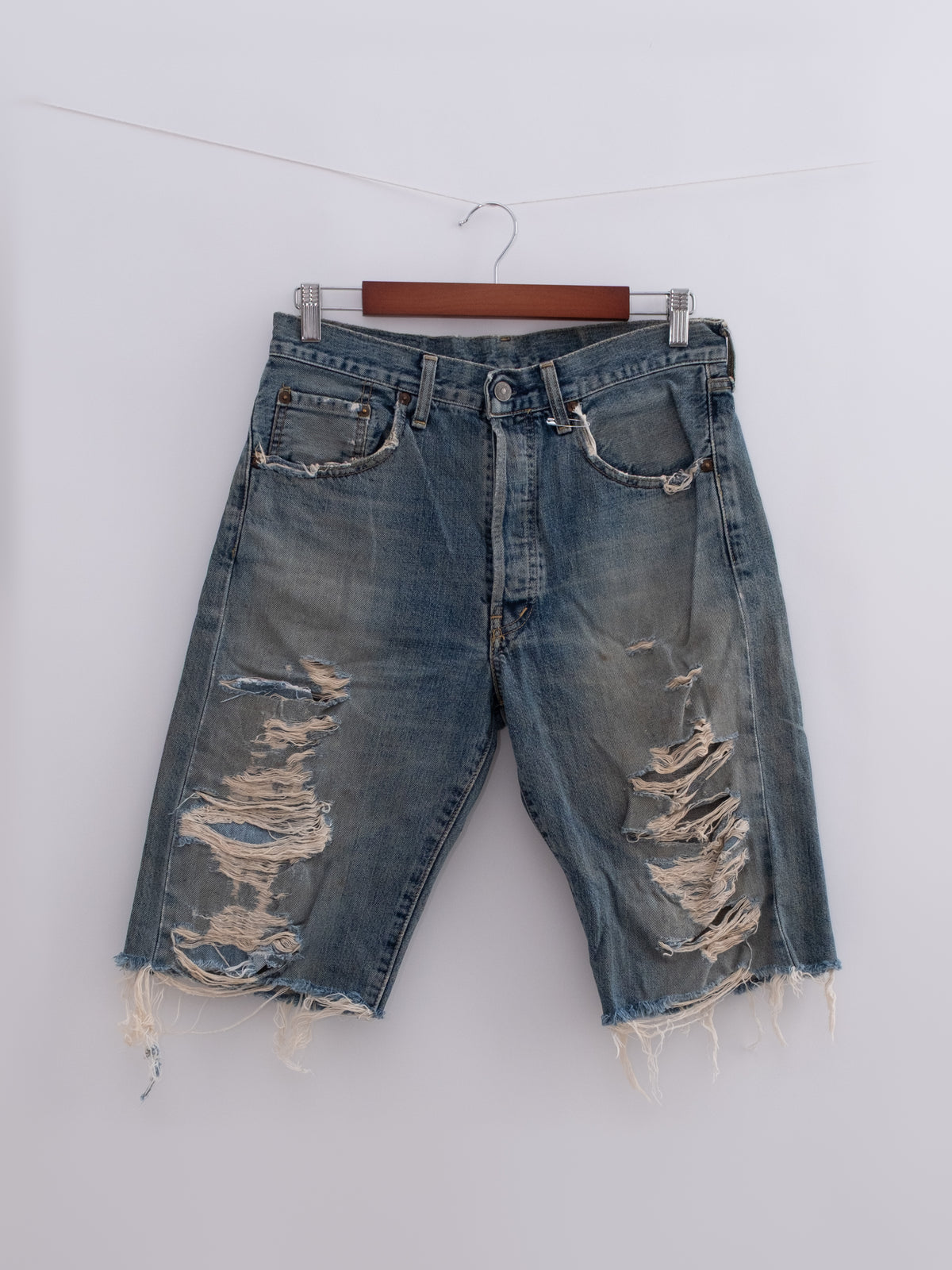 Levi's distressed shorts, photo 8